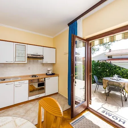 Apartman Apartments With A Parking Space Zadar - Diklo, Zadar - 5809 Zadar
