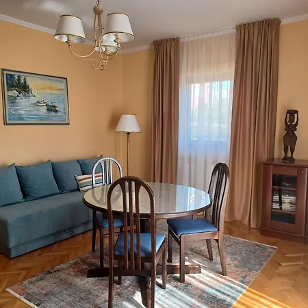 With Parking Space - Diklo, - 5809 Zadar